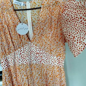 Pretty floral dress size 8